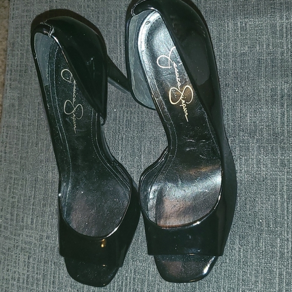 Shoes - Picture 1 of 3